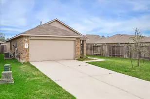 16691 Lonely Pines Dr, Conroe, TX 77302 - Photo 6