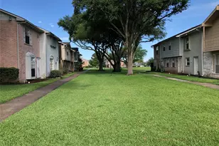 12889 High Star Dr, Houston, TX 77072 - Photo 18