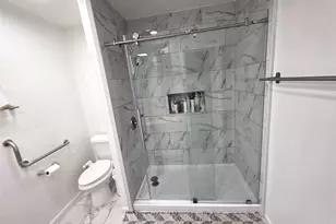 8827 Woodleigh Dr, Houston, TX 77083 - Photo 24