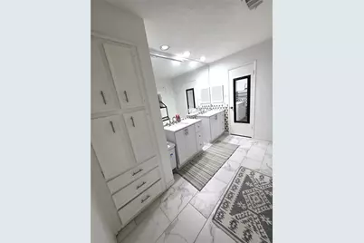 8827 Woodleigh Drive, Houston, TX 77083 - Photo 18