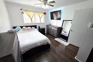 8827 Woodleigh Dr, Houston, TX 77083 - Photo 20
