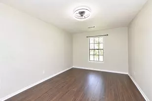 1110 Lake Estates Dr, Sugar Land, TX 77498 - Photo 30