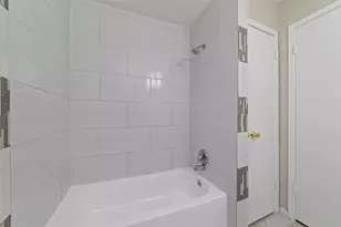 6322 Lynkat Ln, Houston, TX 77083 - Photo 24