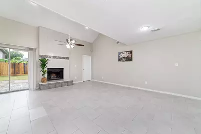6322 Lynkat Lane, Houston, TX 77083 - Photo 8