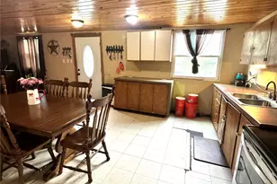 10682 Foxfire Dr, Plantersville, TX 77363 - Photo 2
