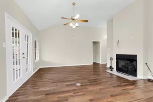 12031 Maverick Dr, Willis, TX 77378 - Photo 22