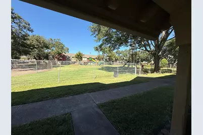 10372 Hammerly Boulevard #25, Houston, TX 77043 - Photo 12