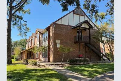 10372 Hammerly Boulevard #25, Houston, TX 77043 - Photo 20