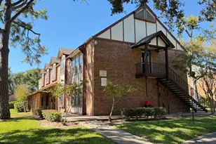 10372 Hammerly Blvd, Houston, TX 77043 - Photo 20