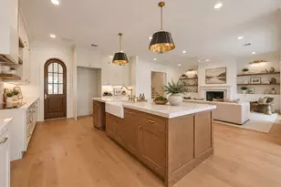 1726 Saxon Dr, Houston, TX 77018 - Photo 10