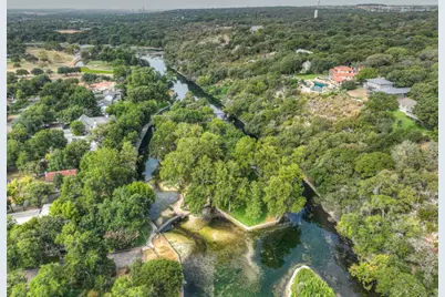 911 Mulberry Avenue, New Braunfels, TX 78130 - Photo 18