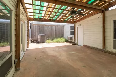 9404 Denbury Way, Houston, TX 77025 - Photo 30