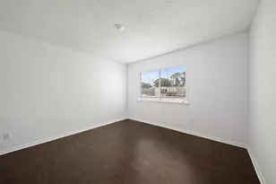 9404 Denbury Way, Houston, TX 77025 - Photo 14