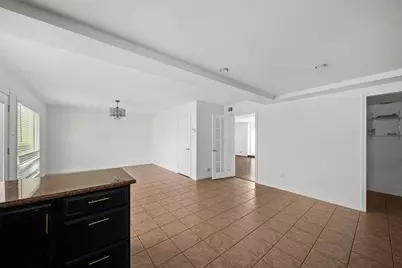 9404 Denbury Way, Houston, TX 77025 - Photo 10