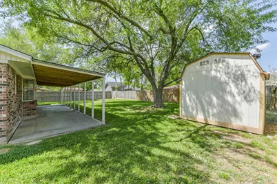 2415 Heather Street, Highlands, TX 77562 - Photo 18