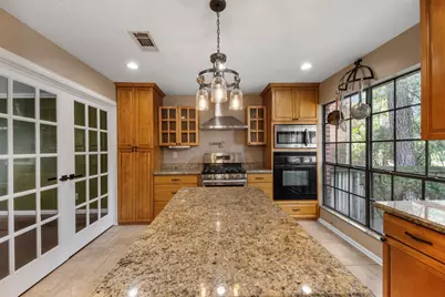 23 Eagle Rock Pl Place, The Woodlands, TX 77381 - Photo 16