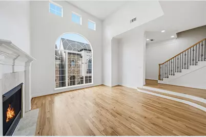 11110 Sherwood Forest Glen Drive, Houston, TX 77043 - Photo 10