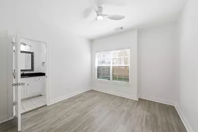 11110 Sherwood Forest Glen Drive, Houston, TX 77043 - Photo 24