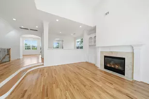 11110 Sherwood Forest Glen Dr, Houston, TX 77043 - Photo 14