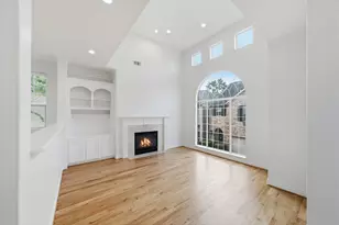 11110 Sherwood Forest Glen Dr, Houston, TX 77043 - Photo 8