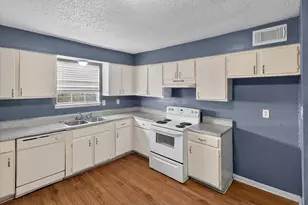 2311 71st St, Galveston, TX 77551 - Photo 42