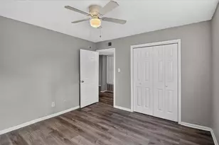 2311 71st St, Galveston, TX 77551 - Photo 10