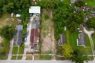 8613 Lavender St, Houston, TX 77016 - Photo 1