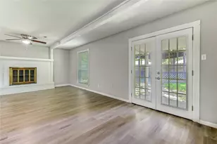 2537 N 21st Ave N, Texas City, TX 77590 - Photo 12