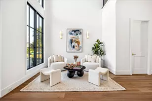 1590 Sue Barnett Dr, Houston, TX 77018 - Photo 6
