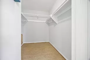 9025 Gaylord Dr, Houston, TX 77024 - Photo 14