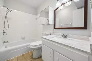 9025 Gaylord Dr, Houston, TX 77024 - Photo 16
