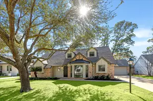 10219 Barwood Dr, Houston, TX 77043 - Photo 2