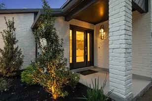 3210 Freshmeadows Dr, Houston, TX 77063 - Photo 32