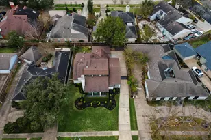 3210 Freshmeadows Dr, Houston, TX 77063 - Photo 34