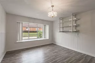 1819 Ave Q, Huntsville, TX 77340 - Photo 4