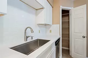 2501 Gulf Freeway, Dickinson, TX 77539 - Photo 6
