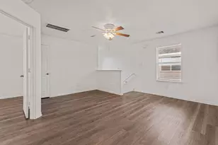 13214 Ambrosa Dr, Houston, TX 77044 - Photo 16