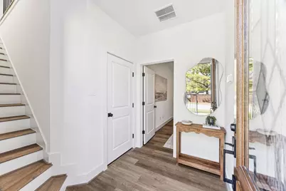 2125 Hoskins Drive #B, Houston, TX 77080 - Photo 2