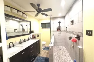 1014 Brookhollow Dr, Deer Park, TX 77536 - Photo 4