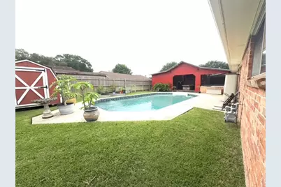 1014 Brookhollow Drive, Deer Park, TX 77536 - Photo 2