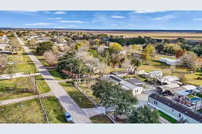 1010 Airline N, Rosharon, TX 77583 - Photo 6