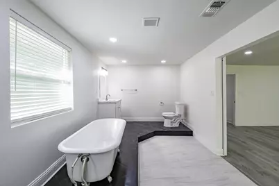 527 Fm 787 Road E, Cleveland, TX 77327 - Photo 42