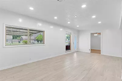 10906 Keese Drive, Houston, TX 77089 - Photo 6