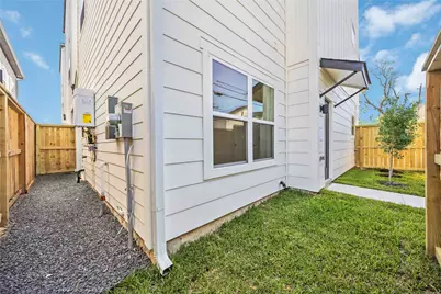6735 Peerless Street #B, Houston, TX 77021 - Photo 24