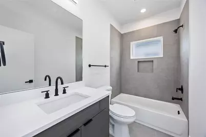 6735 Peerless Street #B, Houston, TX 77021 - Photo 22
