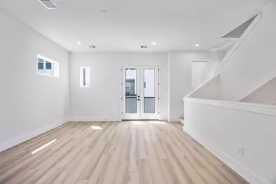 6735 Peerless Street #B, Houston, TX 77021 - Photo 4
