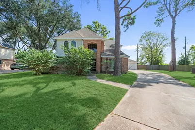 12202 Gaylawood Drive, Houston, TX 77066 - Photo 2