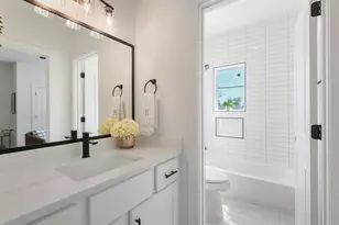 1911 Dewalt St, Houston, TX 77088 - Photo 14