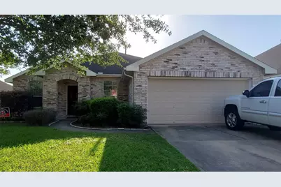 2706 Courtyard Lane, Pearland, TX 77584 - Photo 1