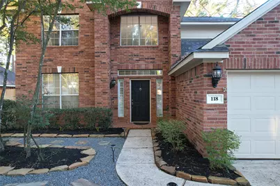 118 W Hobbit Glen Drive, The Woodlands, TX 77384 - Photo 2